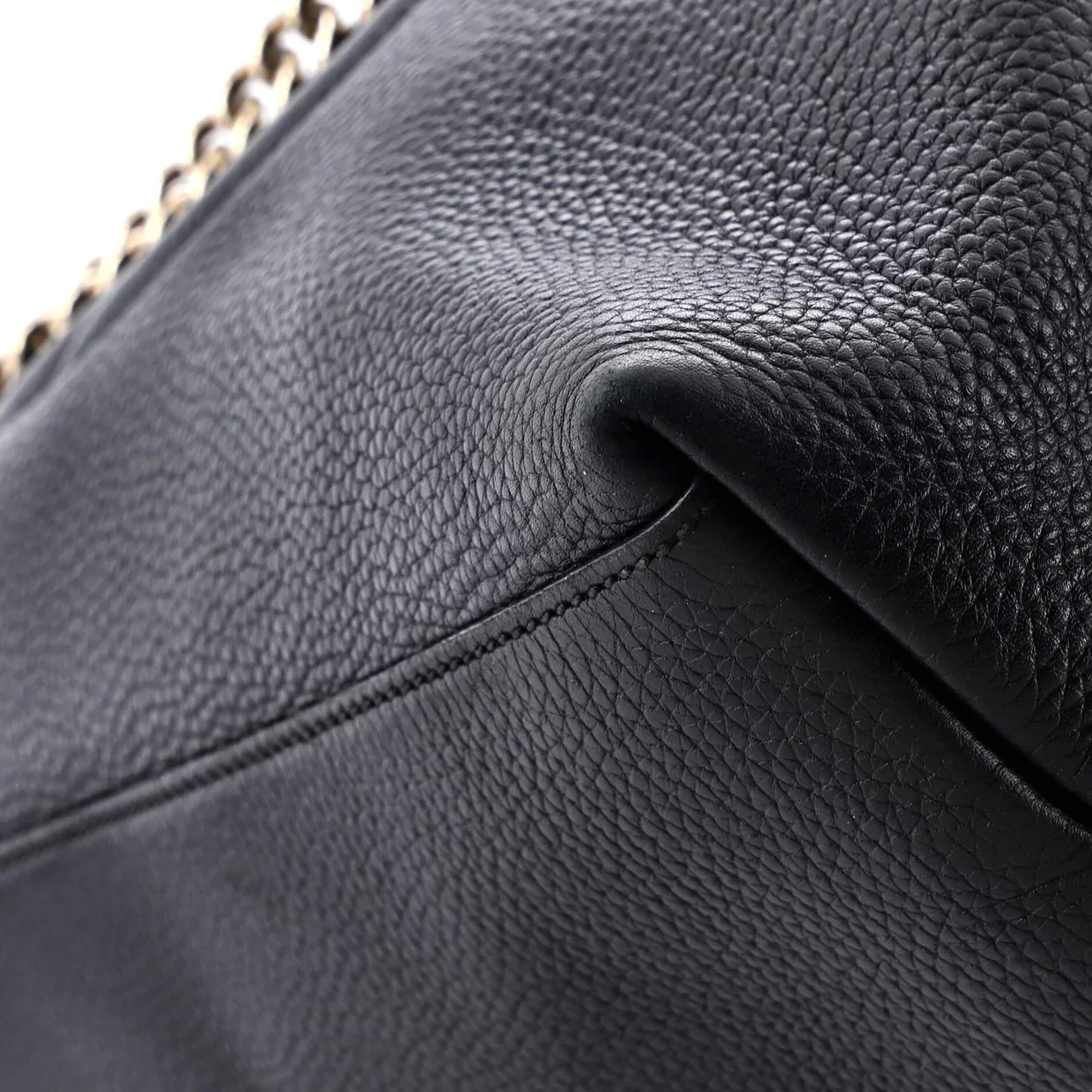 Soho Chain Strap Shoulder Bag Leather Medium - Deep Luxury