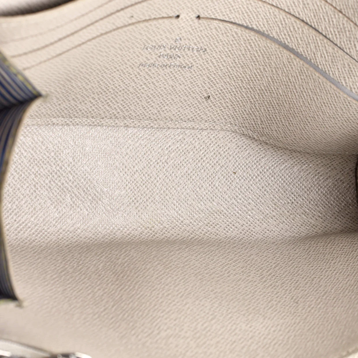 Twist Chain Wallet Epi Leather - Deep Luxury