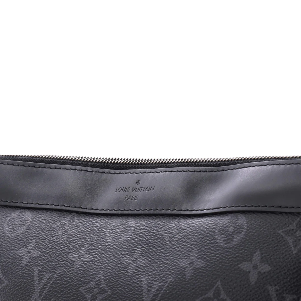 Discovery Pochette Monogram Eclipse Canvas GM - Deep Luxury