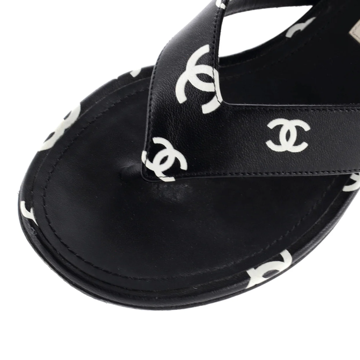 Women's CC Coco Beach Thong Sandals Printed Leather - Deep Luxury
