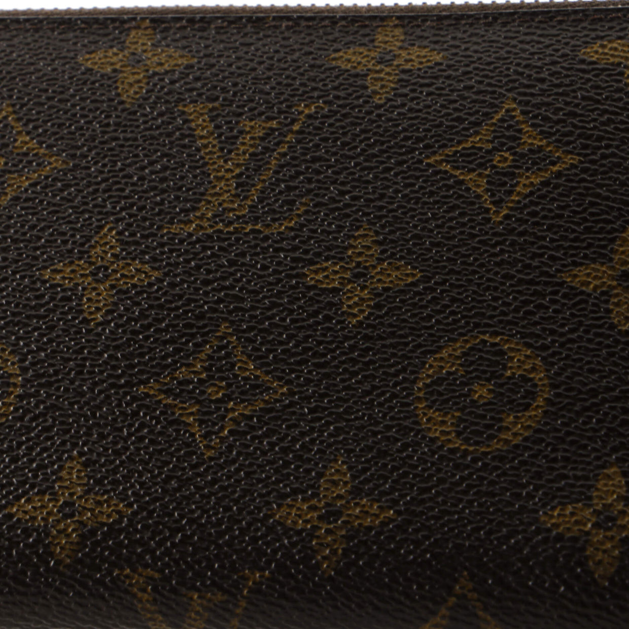 Zippy Wallet Monogram Canvas - Deep Luxury