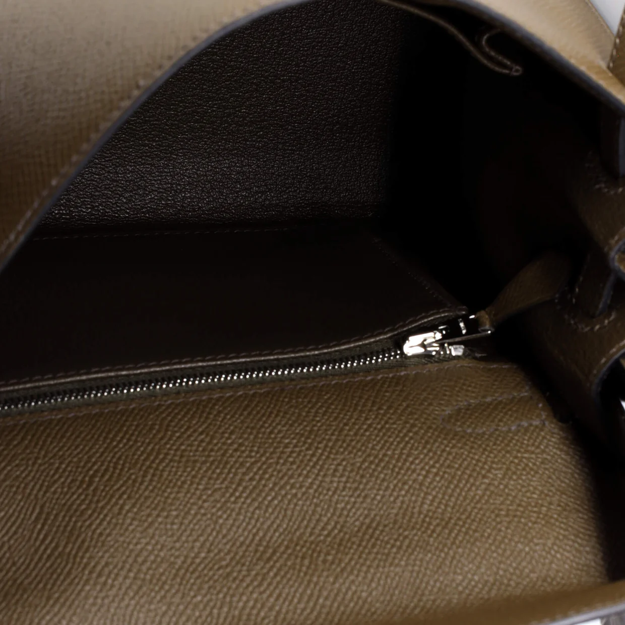 Kelly Handbag Toundra Epsom with Palladium Hardware 25 - Deep Luxury
