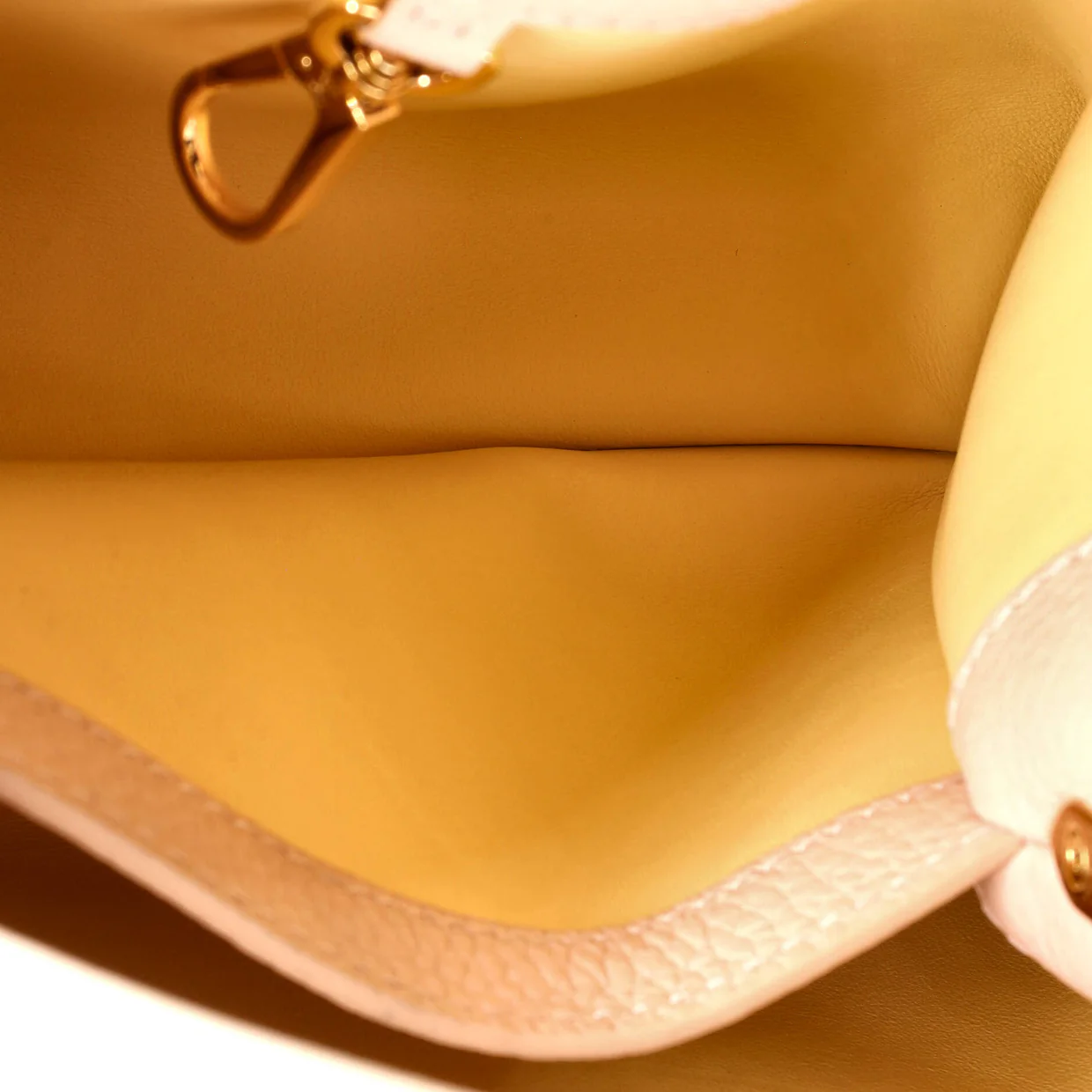 Flower Chain Capucines Bag Leather BB - Deep Luxury