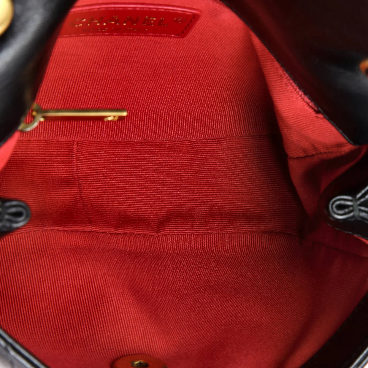 CC Pearl Section Chain Flap Bag Quilted Calfskin Mini - Deep Luxury