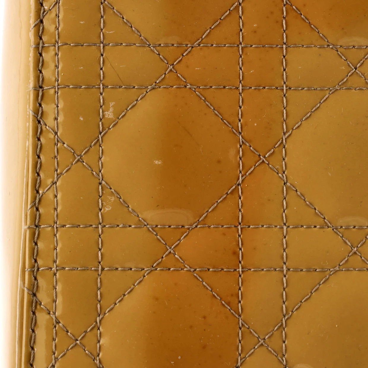 Lady Dior Bag Cannage Quilt Patent Medium - Deep Luxury