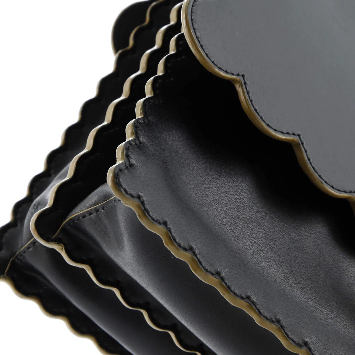 Kan I Bag Leather Medium - Deep Luxury