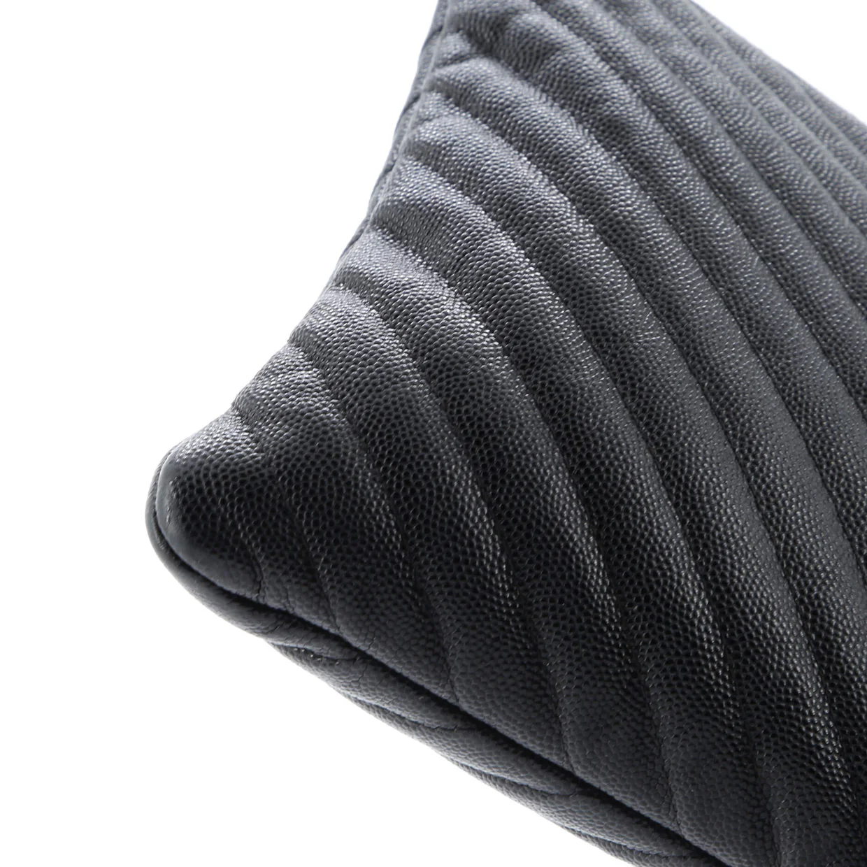 O Case Clutch Chevron Caviar Medium - Deep Luxury