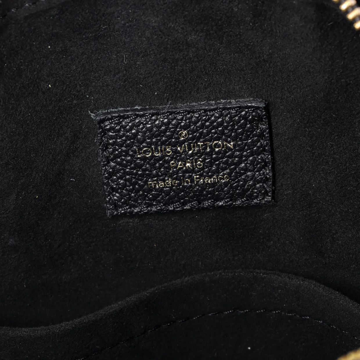 Boite Chapeau Souple Bag Monogram Empreinte Leather MM - Deep Luxury