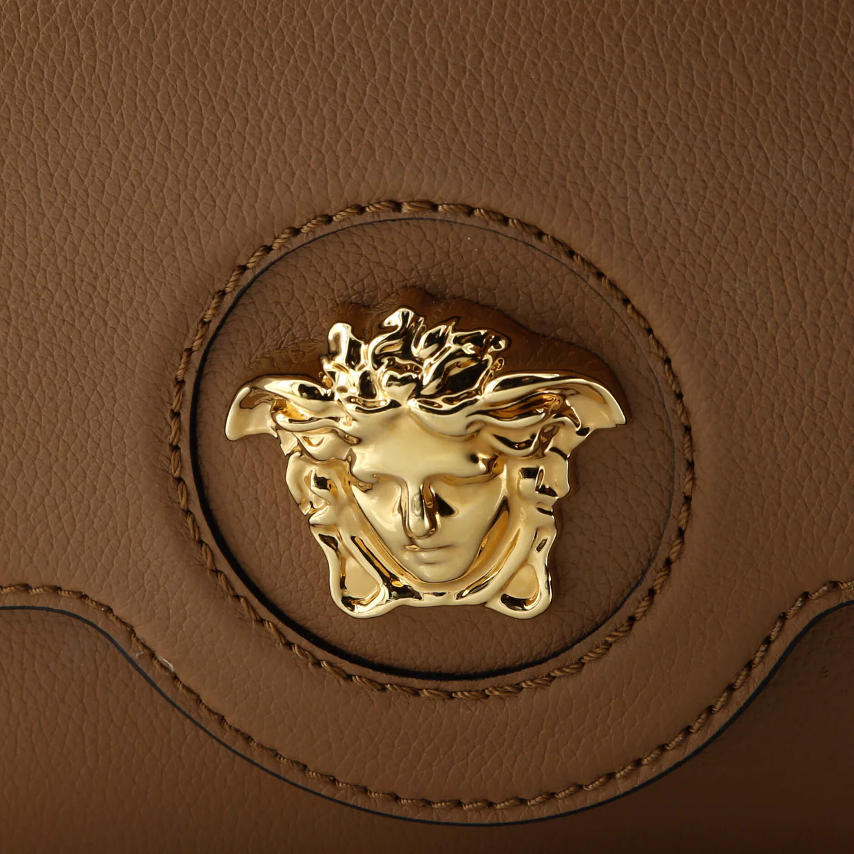 La Medusa Flap Shoulder Bag Leather Small - Deep Luxury