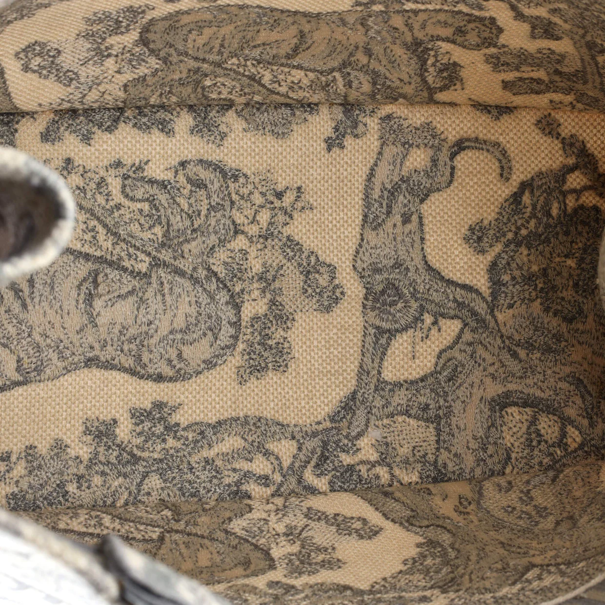 Book Tote Embroidered Canvas Large - Deep Luxury