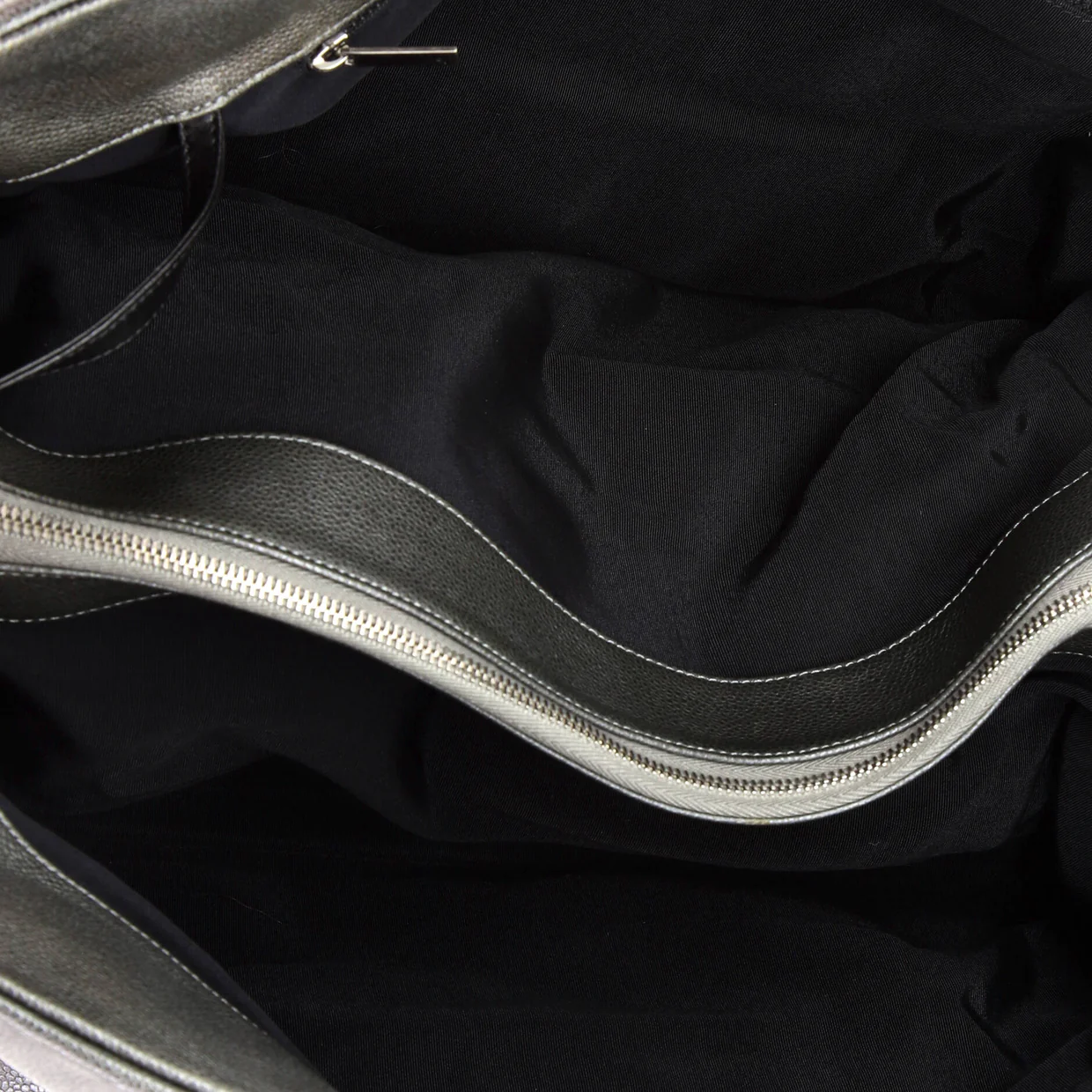 Caviar 31 Tote Caviar Large - Deep Luxury