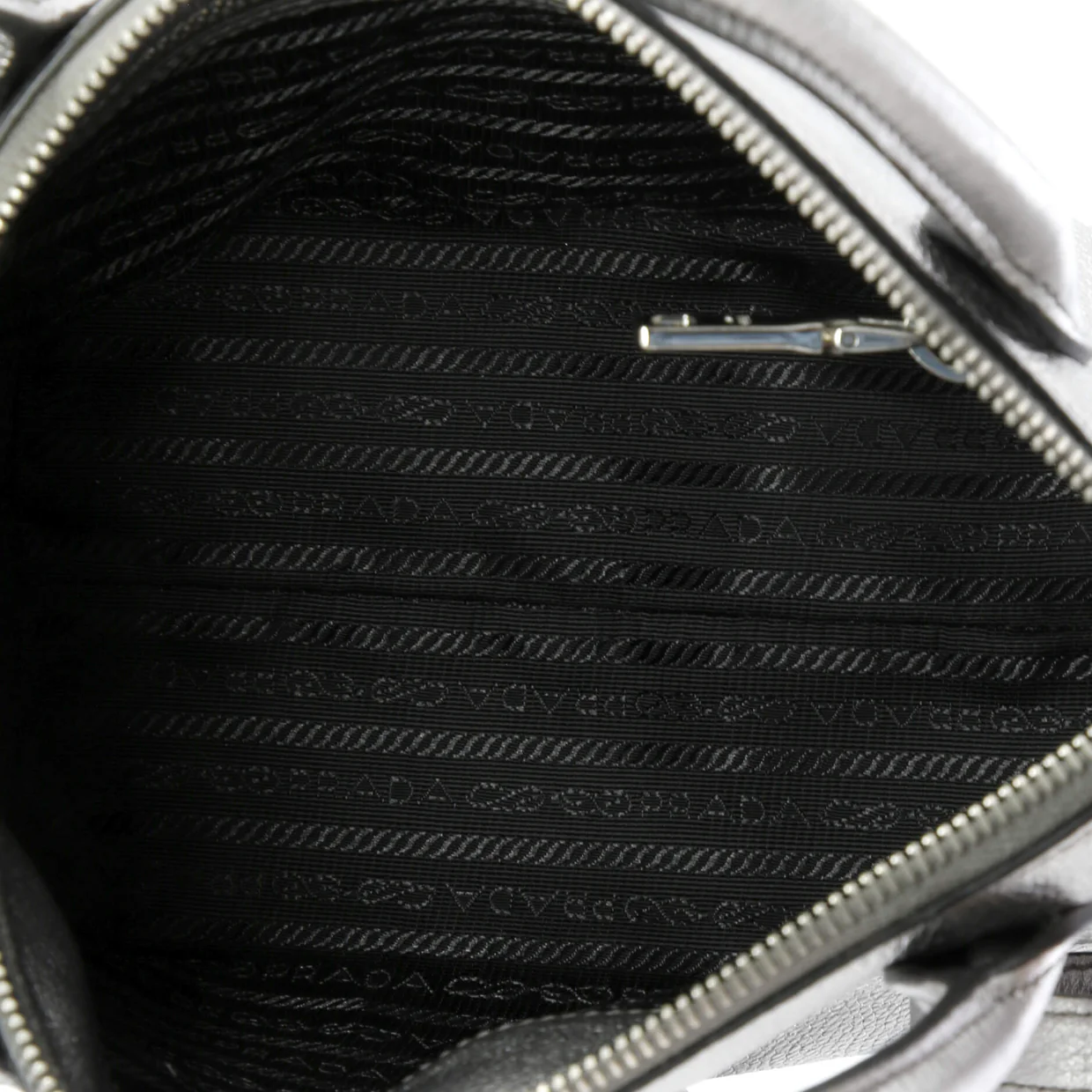 Dual Strap Zip Tote Vitello Daino Small - Deep Luxury