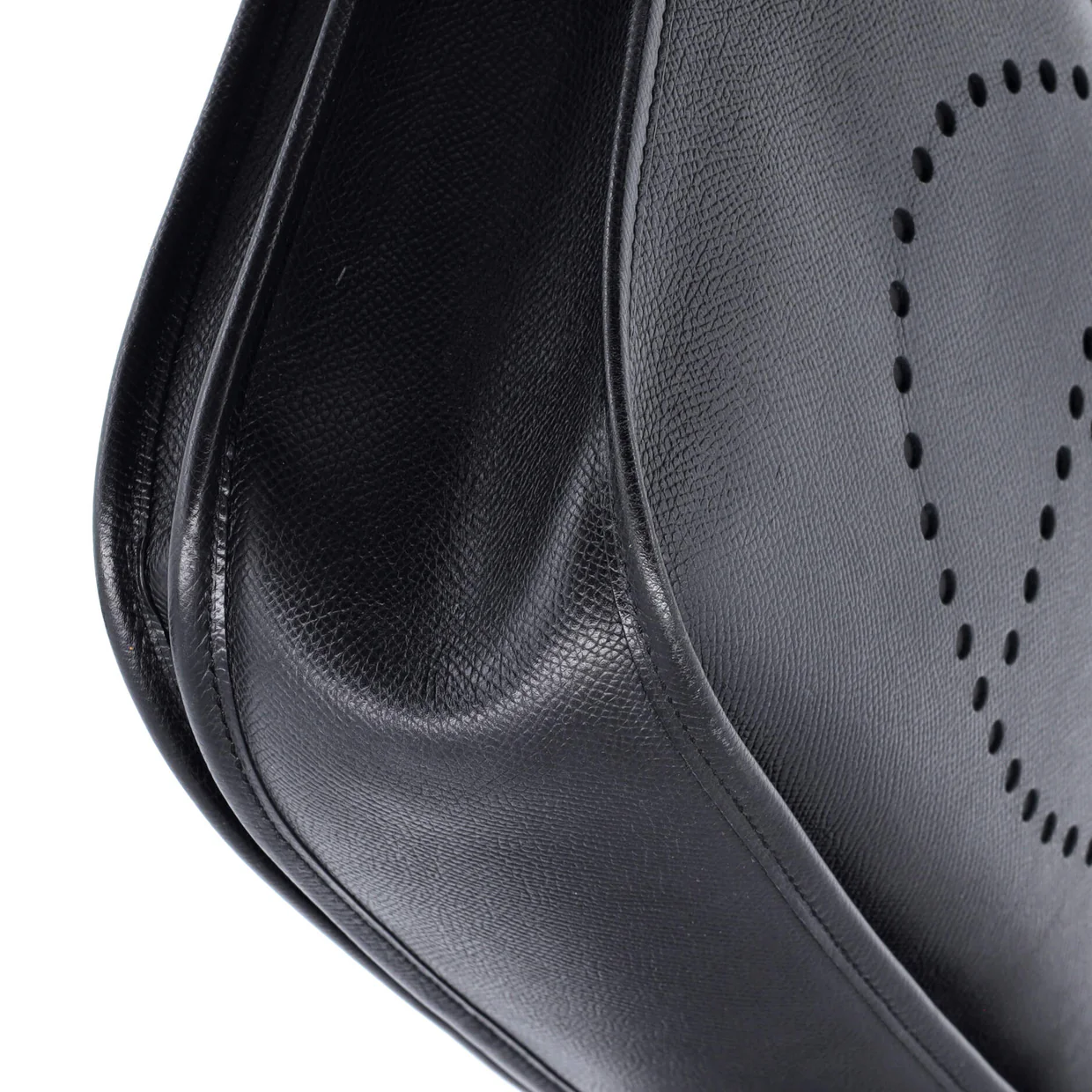 Evelyne Bag Gen III Epsom GM - Deep Luxury