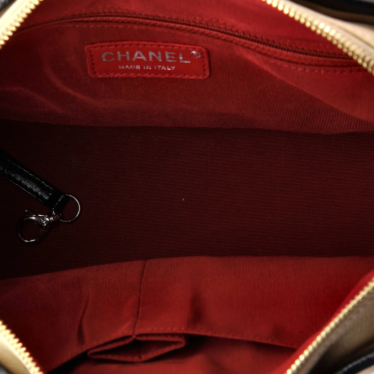 Gabrielle Hobo Quilted Aged Calfskin Medium - Deep Luxury