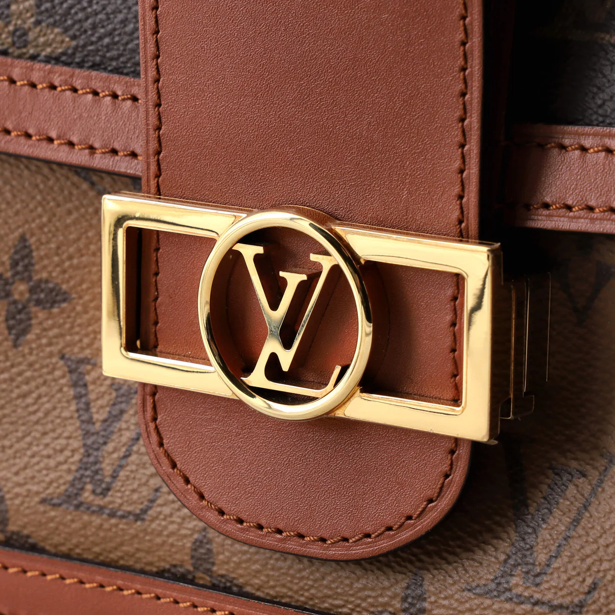 Dauphine Shoulder Bag Reverse Monogram Canvas MM - Deep Luxury