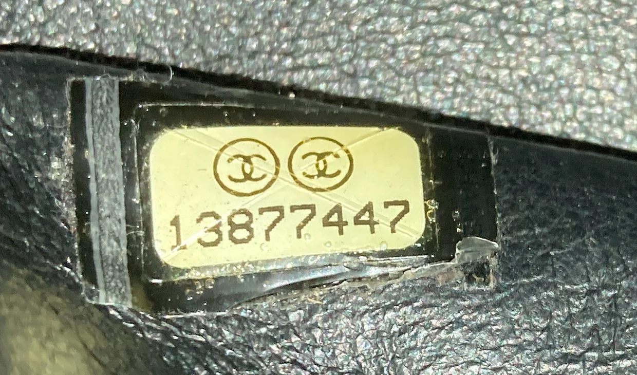 Classic Double Flap Bag Quilted Patent Medium - Deep Luxury