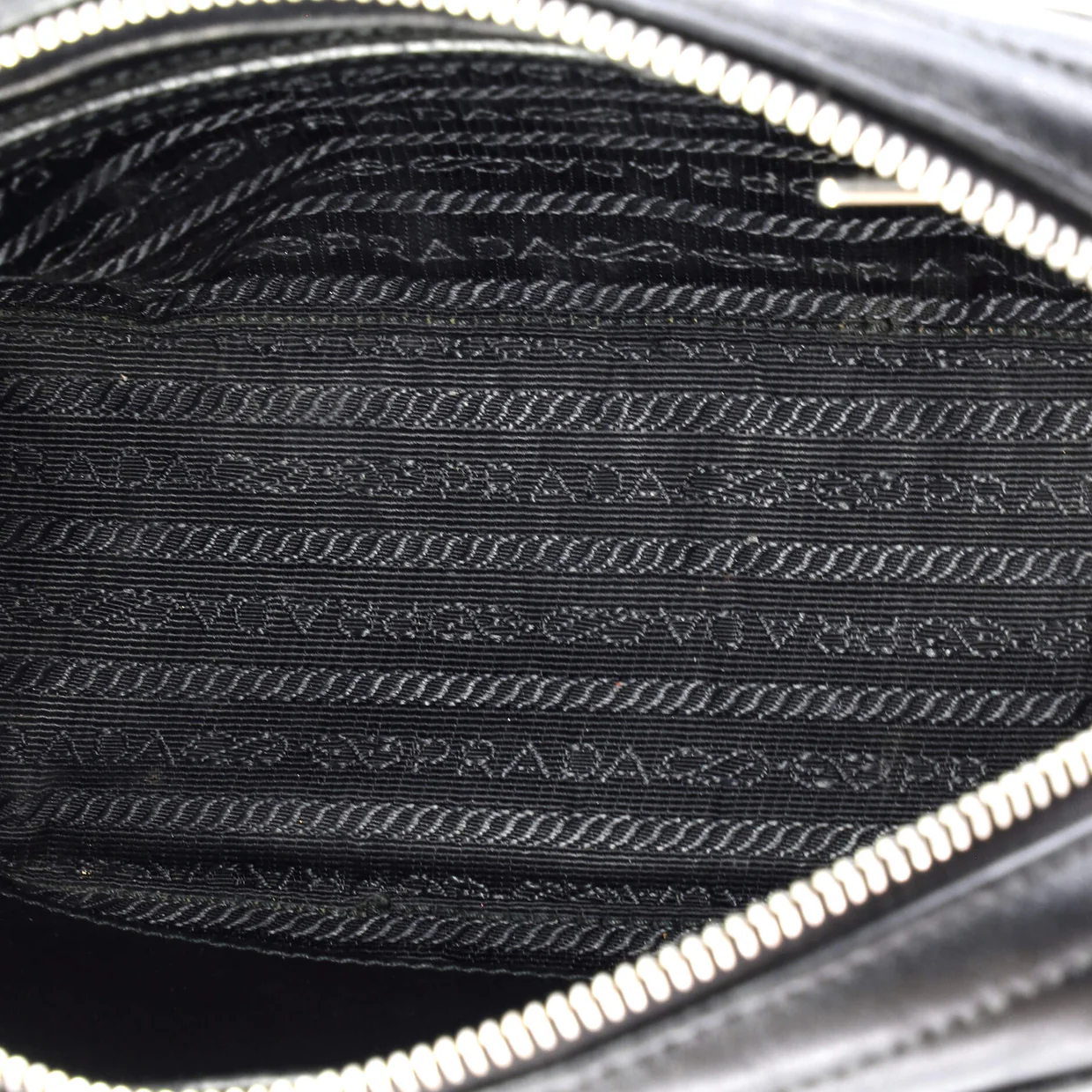 Camera Bag Diagramme Quilted Leather Small - Deep Luxury