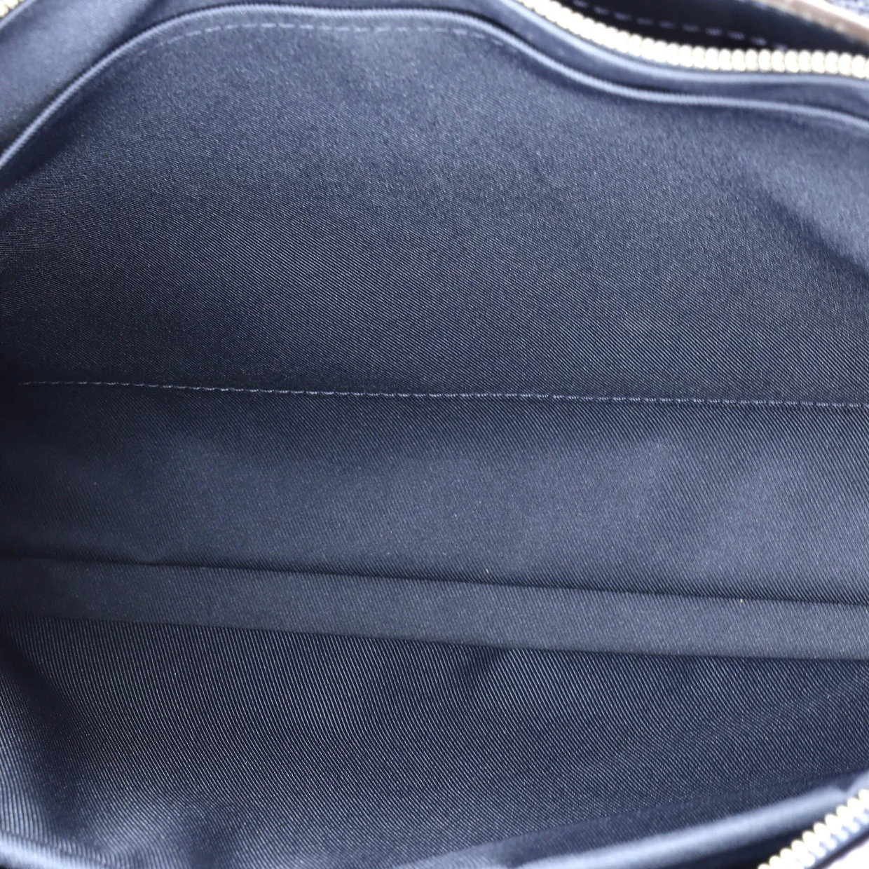 Anton Soft Briefcase Taiga Leather - Deep Luxury