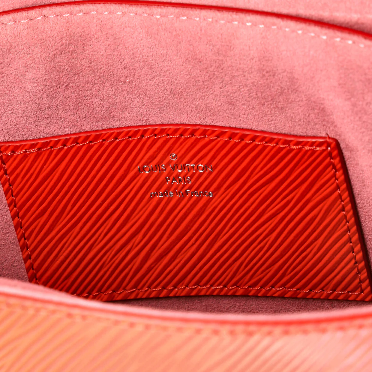 Twist Handbag Epi Leather MM - Deep Luxury