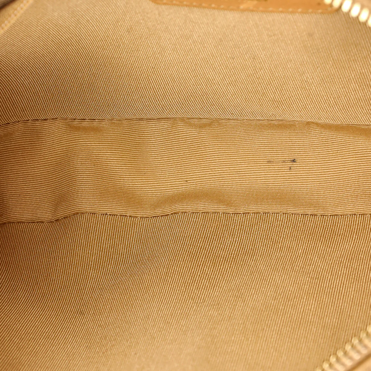 Timeless CC Chain Shoulder Bag Quilted Caviar Small - Deep Luxury