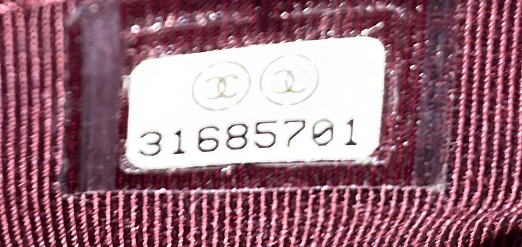 Classic Sunglasses Case with Chain Quilted Caviar - Deep Luxury