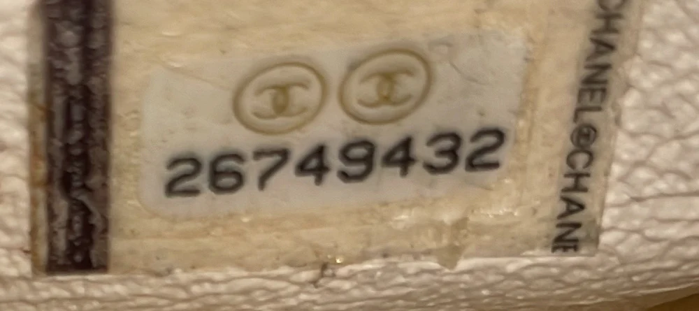 Business Affinity Tote Quilted Caviar Large - Deep Luxury