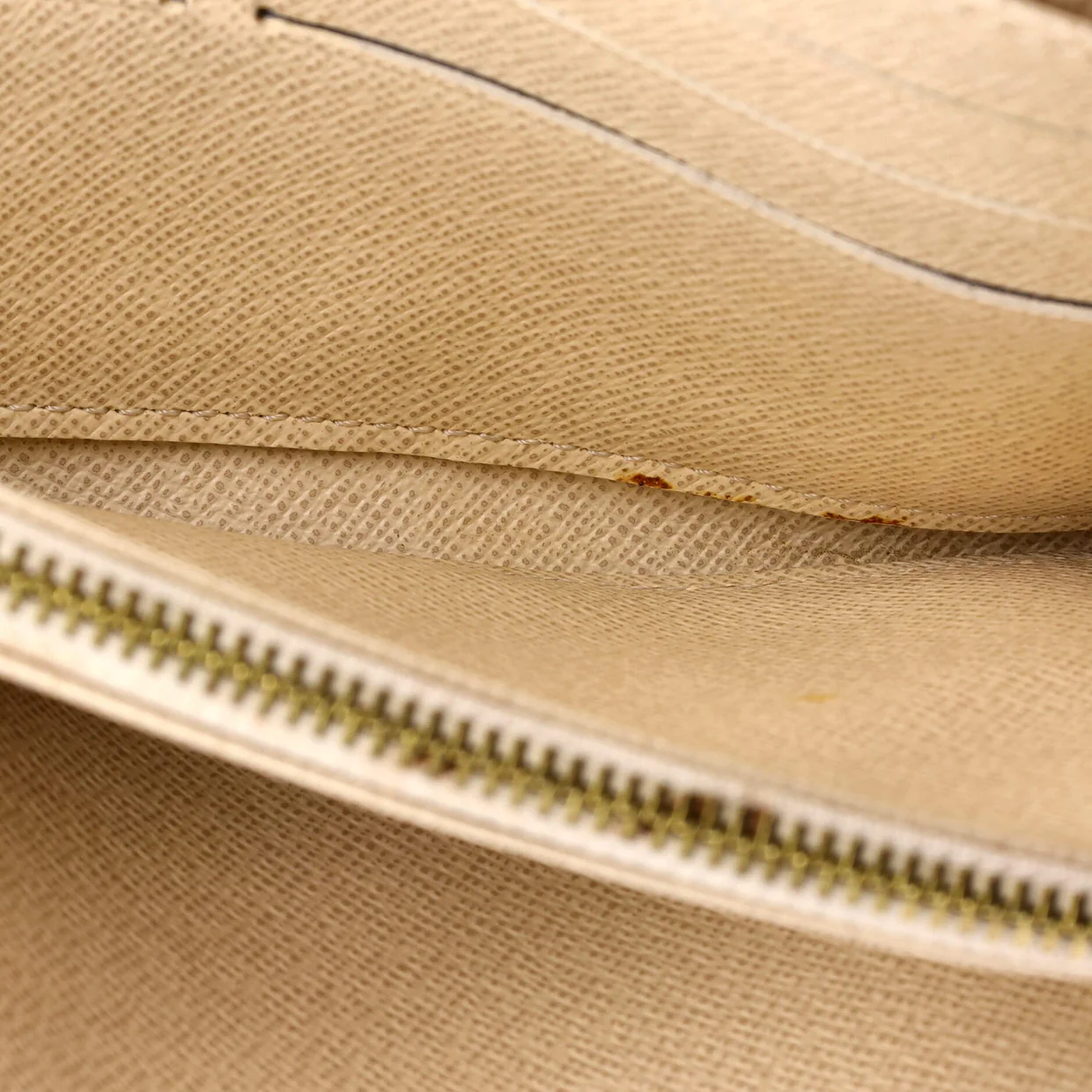 Sarah Wallet Damier - Deep Luxury