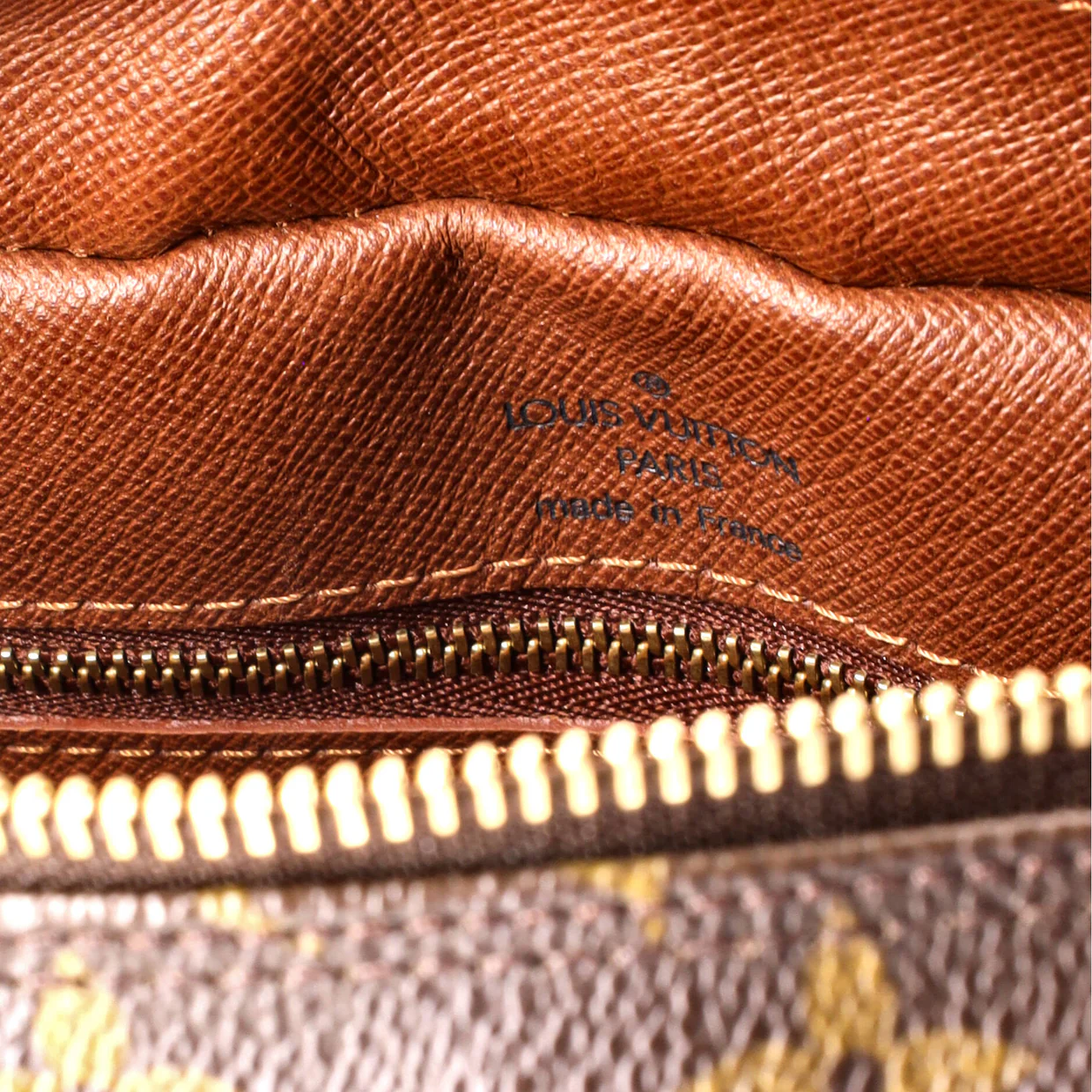 Nil Messenger Bag Monogram Canvas 28 - Deep Luxury