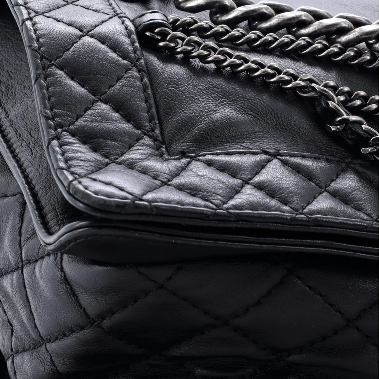 Boy Flap Bag Enchained Lambskin XL - Deep Luxury