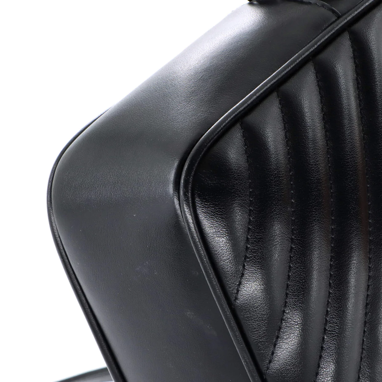 Lou Camera Bag Matelasse Chevron Leather Small - Deep Luxury