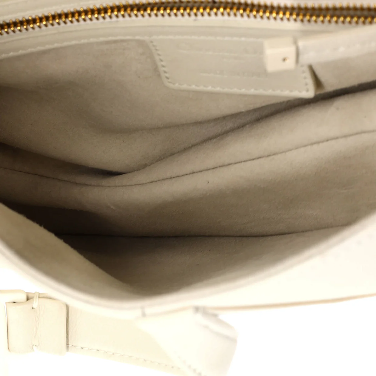 Ultra Matte Saddle Handbag Leather Medium - Deep Luxury