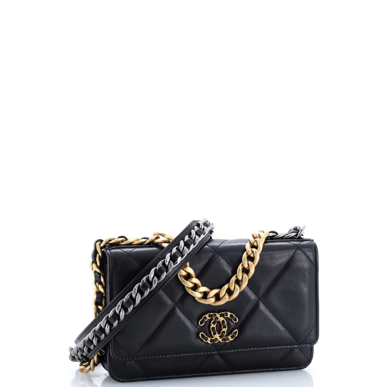 19 Wallet on Chain Quilted Goatskin - Deep Luxury