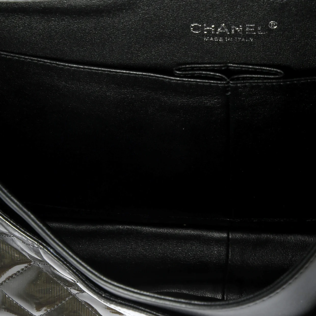 Classic Double Flap Bag Quilted Striated Metallic Patent Jumbo - Deep Luxury