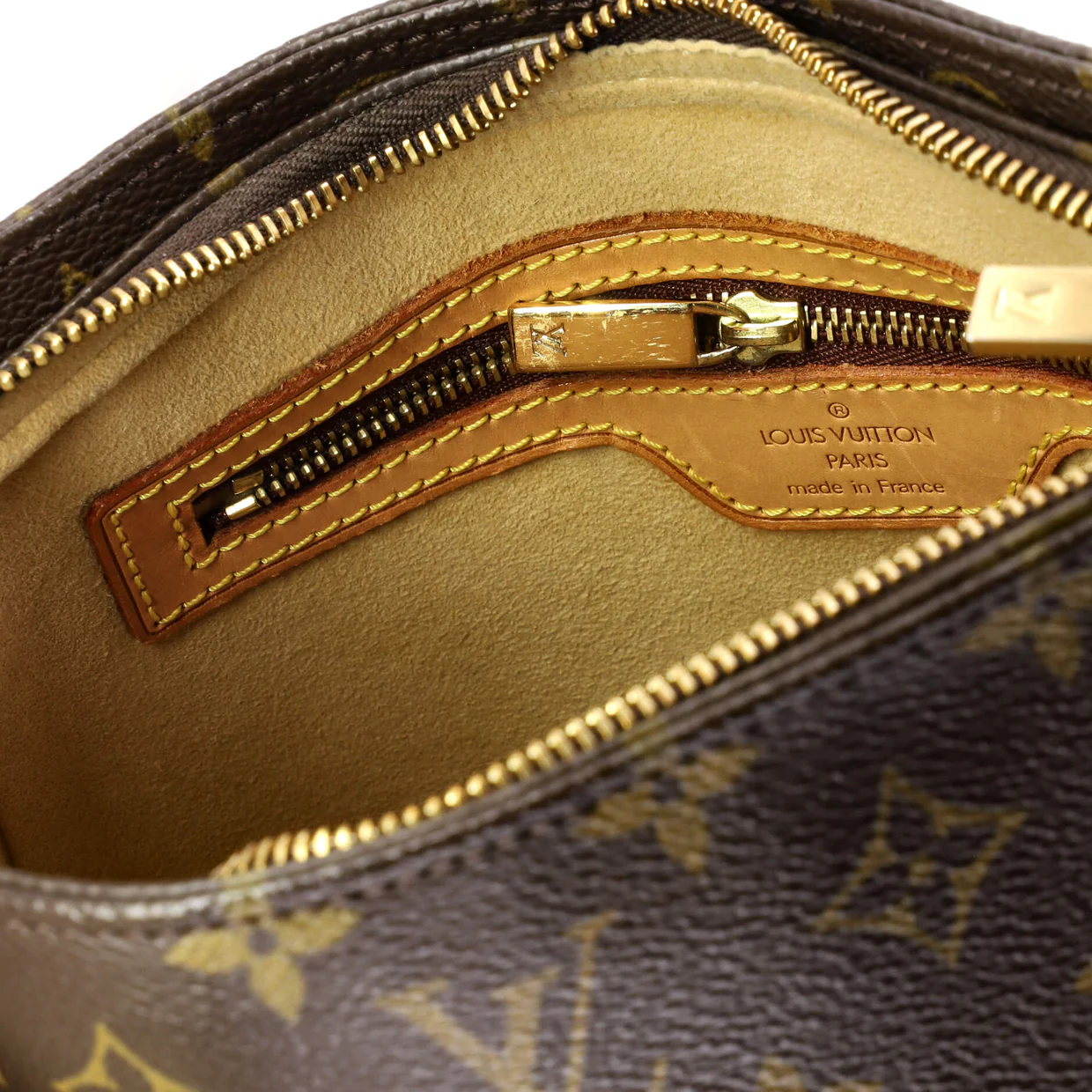 Looping Handbag Monogram Canvas MM - Deep Luxury