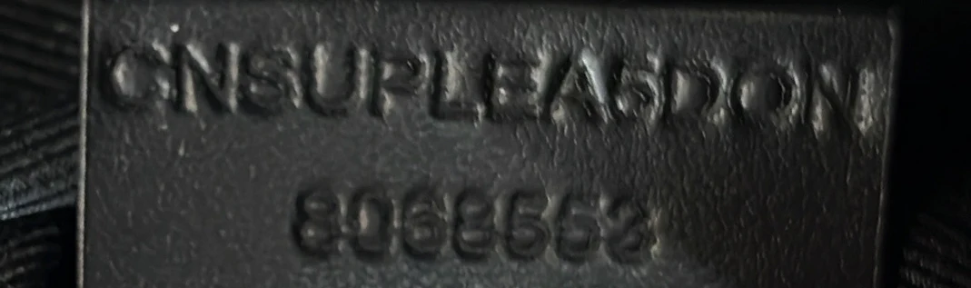 Banner Tote Leather Medium - Deep Luxury