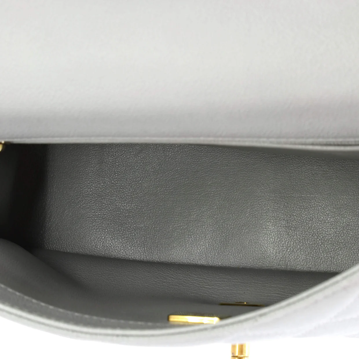 Sweet Heart Chain Flap Bag Quilted Caviar Medium - Deep Luxury