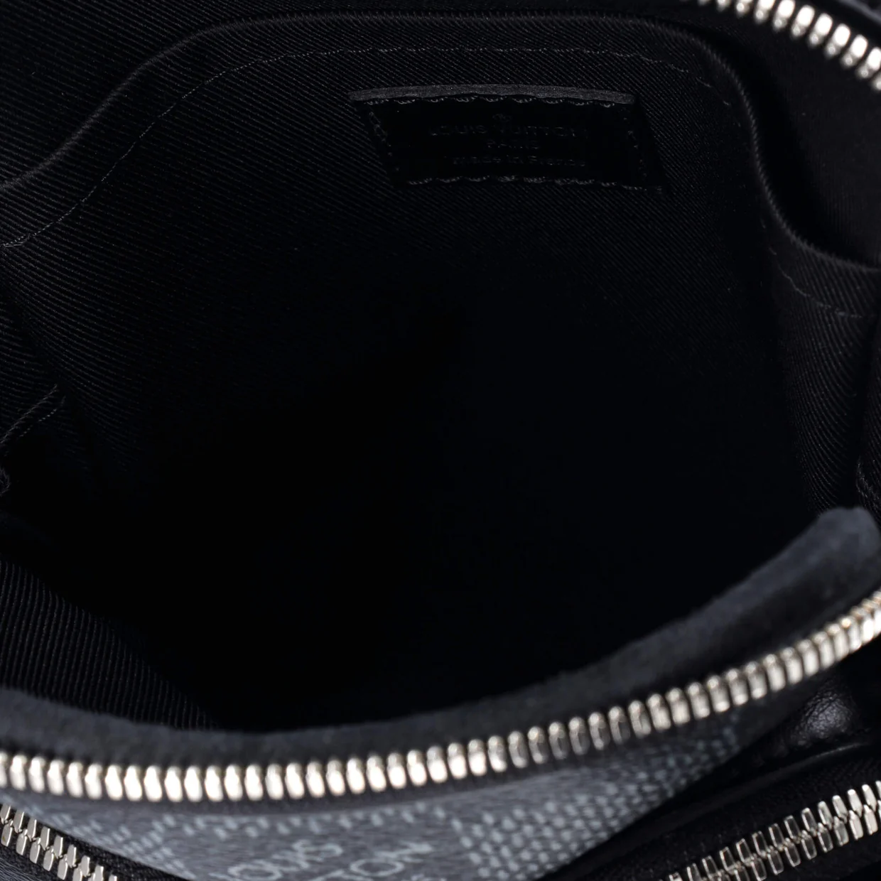 Amazone Sling Bag Limited Edition Damier Graphite 3D - Deep Luxury