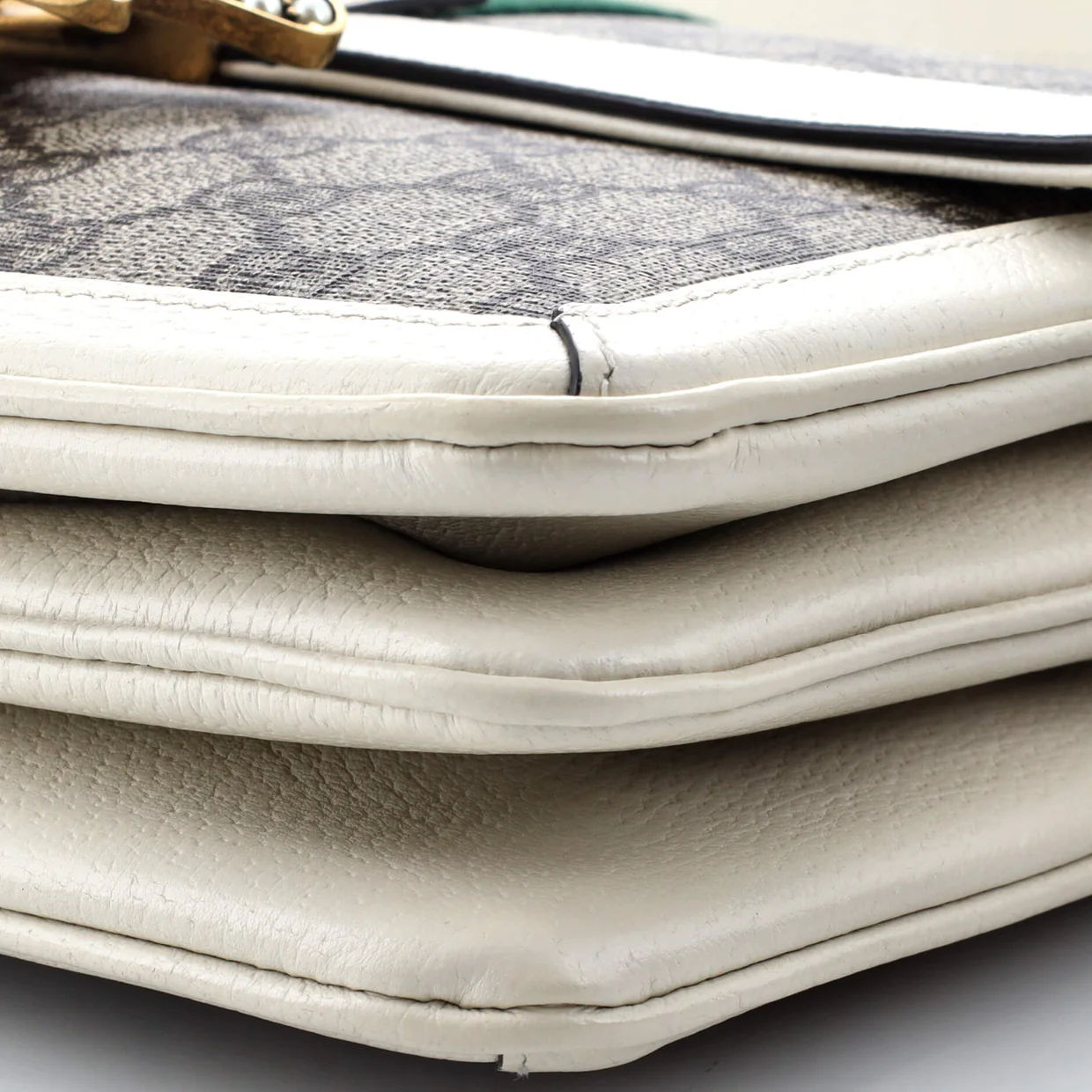 Queen Margaret Shoulder Bag GG Coated Canvas Medium - Deep Luxury