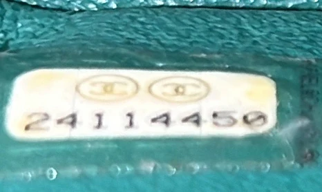 Business Affinity Backpack Caviar Small - Deep Luxury