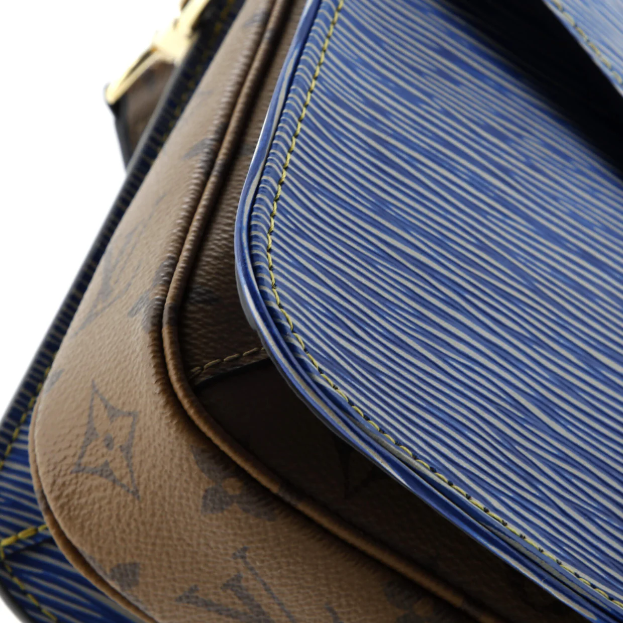 Pochette Metis Epi Leather and Reverse Monogram Canvas - Deep Luxury