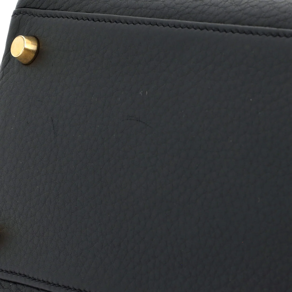 Kelly Handbag Noir Clemence with Gold Hardware 32 - Deep Luxury