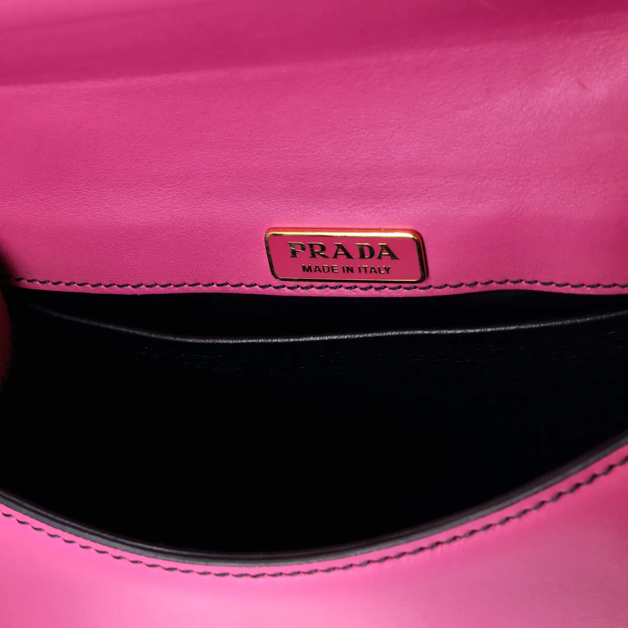 Pionniere Crossbody Bag City Calf with Saffiano Small - Deep Luxury