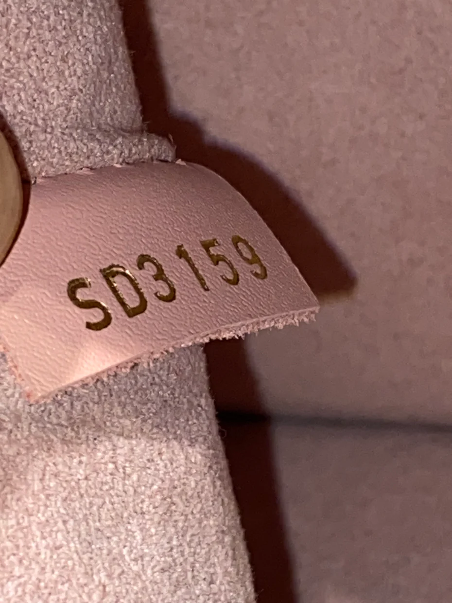 NeoNoe Handbag Monogram Canvas MM - Deep Luxury