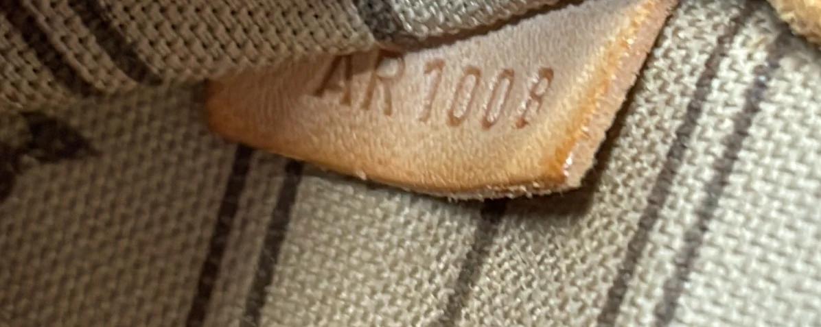 Neverfull Tote Monogram Canvas MM - Deep Luxury