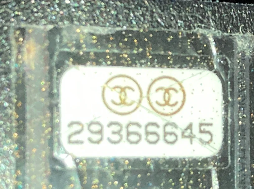 Deauville Drawstring Bucket Bag Studded Caviar Medium - Deep Luxury