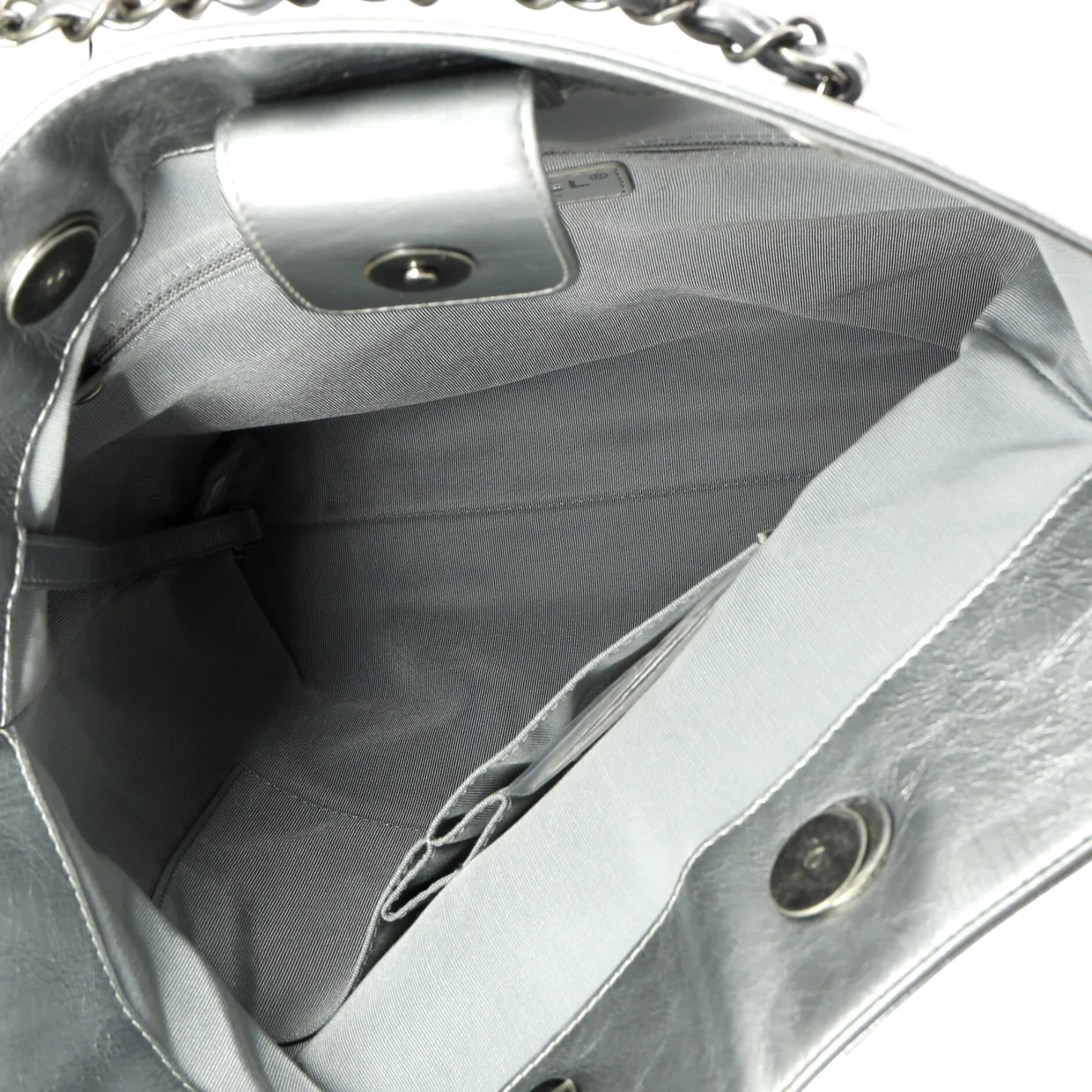 Signature Shopping Tote Leather with Metal - Deep Luxury