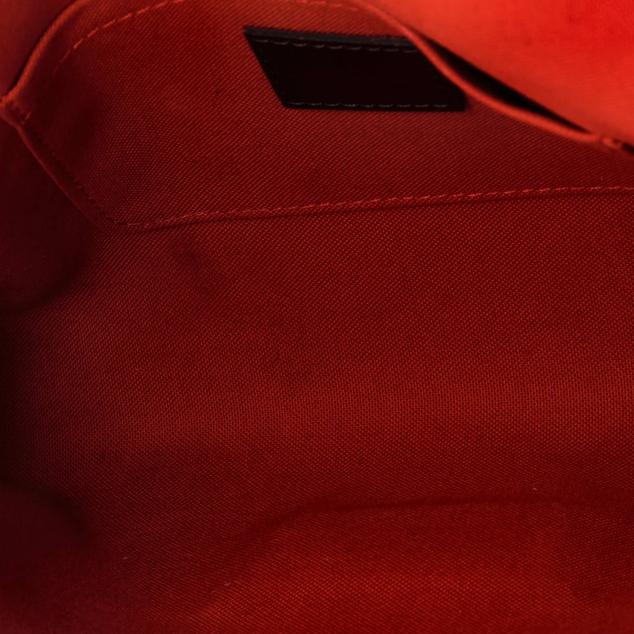 Favorite Handbag Damier MM - Deep Luxury