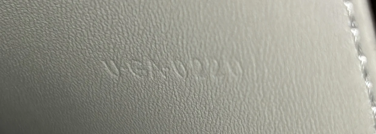 Classic Box Bag Smooth Leather Teen - Deep Luxury