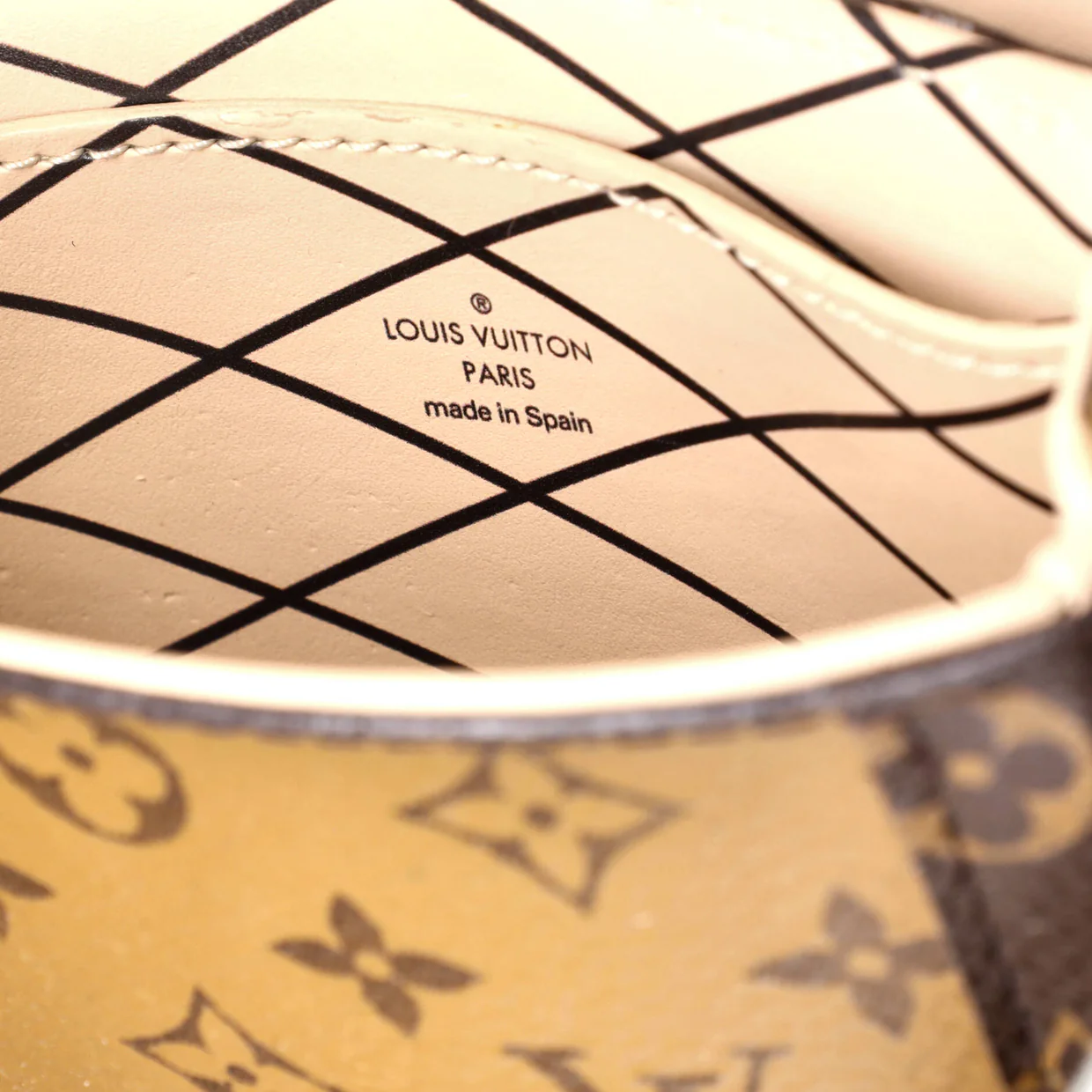 Vertical Trunk Pochette Reverse Monogram Canvas - Deep Luxury