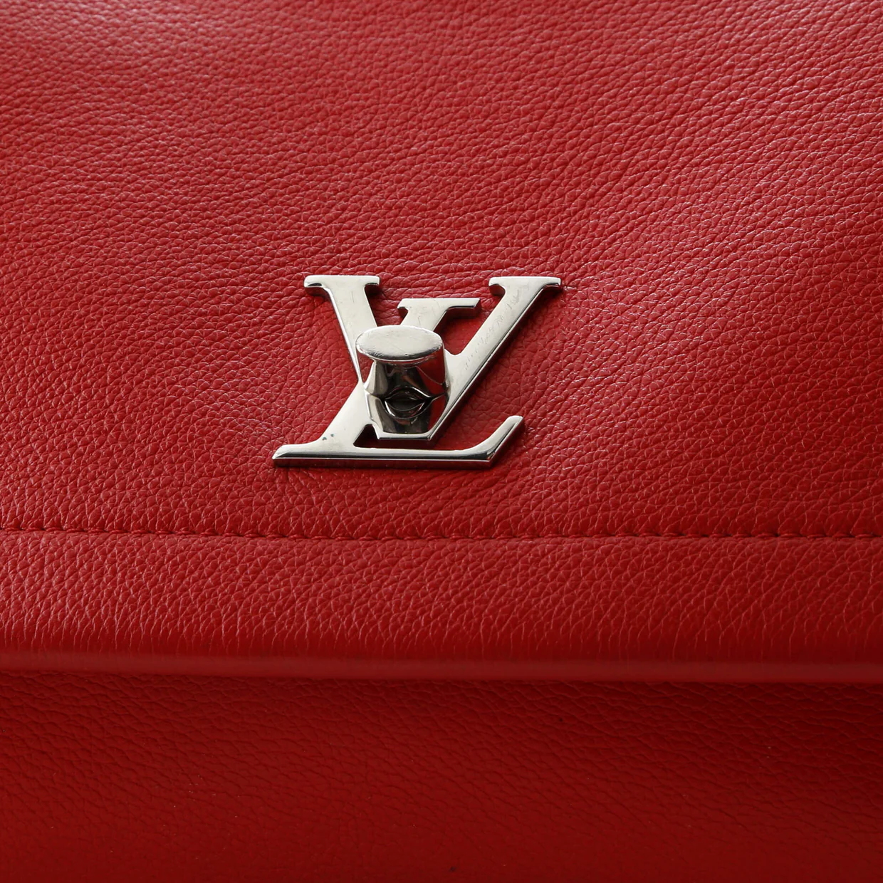 Lockme II Handbag Leather - Deep Luxury